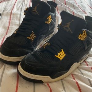 Jordan 4 Royalty